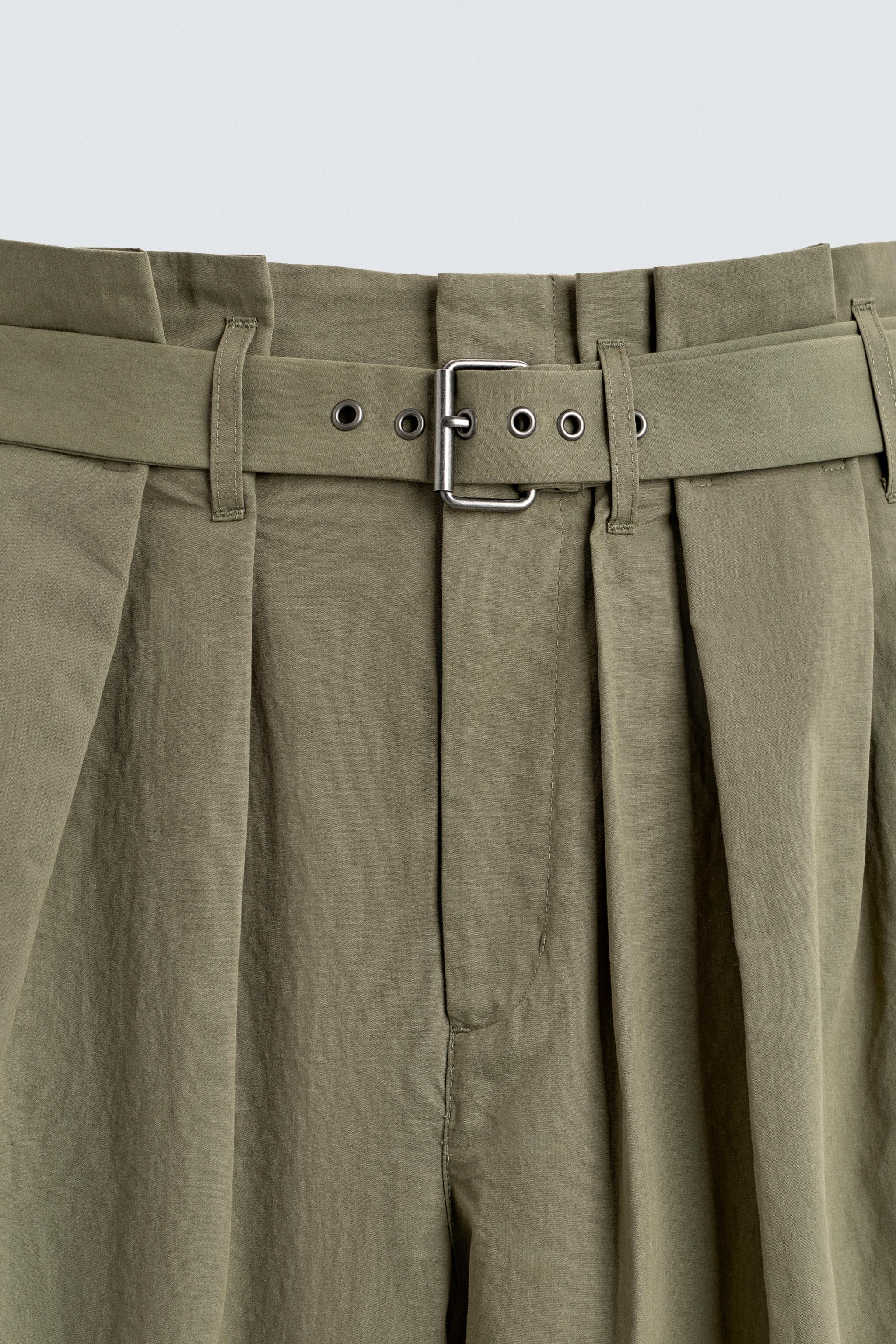 BELTED PLEATED WIDE FIT PANTS